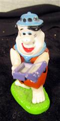 LOT OF 6 VINTAGE VANITY FAIR DIE CAST FIGURINES - SCOOBY FRED RAGGEDY ANN - FIGU